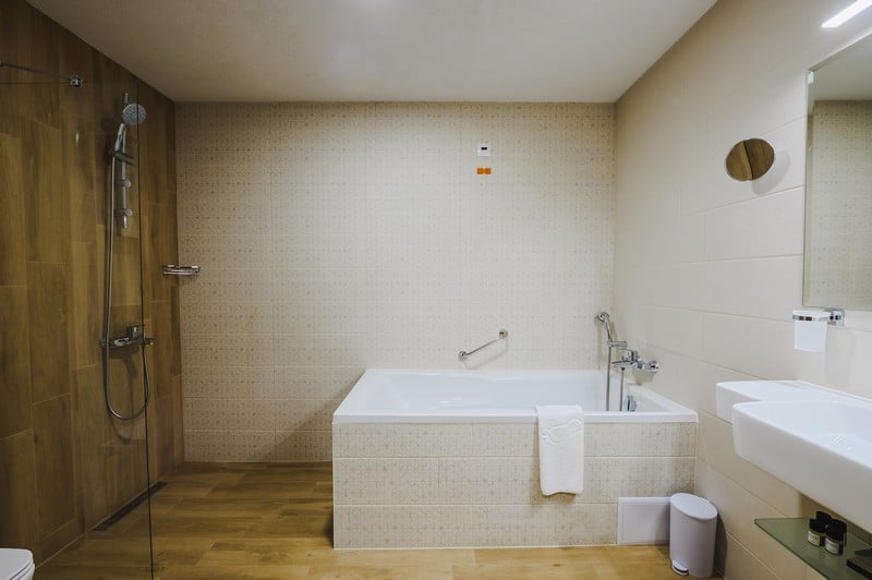 СТАЯ ДЕЛУКС - СПА Хотел Орбита, Благоевград