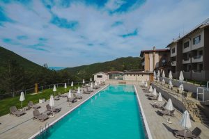 Басейни и абонаменти карти hotel orbita outdoor swimming pool 006
