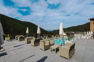 Басейни и абонаменти карти hotel orbita outdoor swimming pool 007