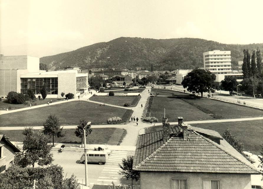 Благоевград и околността - нестихващата красота през топлите и студени дни izgled ot stariq blagoevgrad